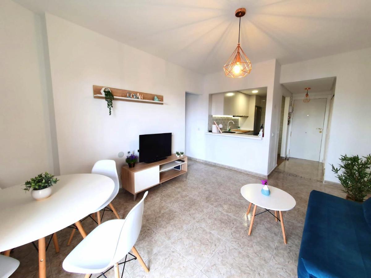 Apartamento Tropical Con Piscina Cerca De La Playa Torremolinos Kültér fotó