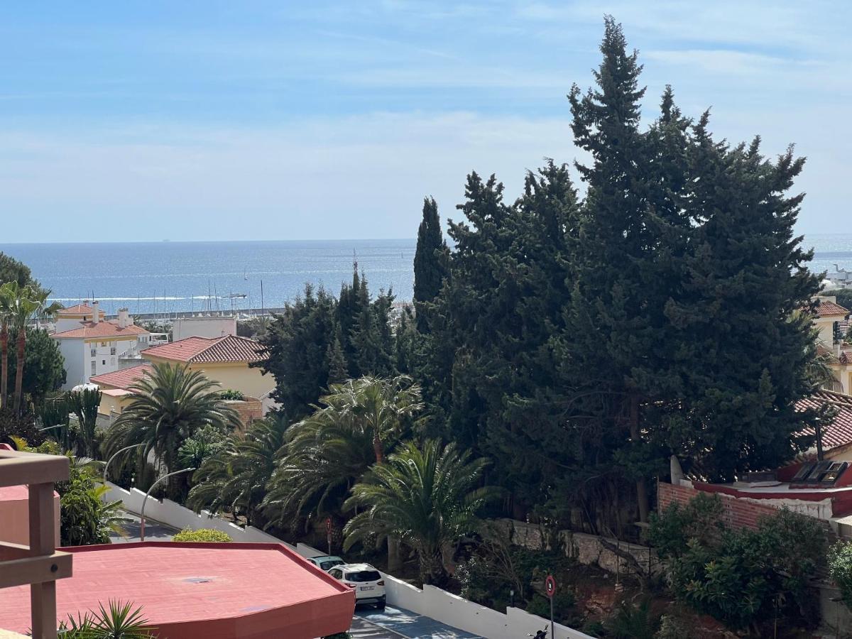 Apartamento Tropical Con Piscina Cerca De La Playa Torremolinos Kültér fotó
