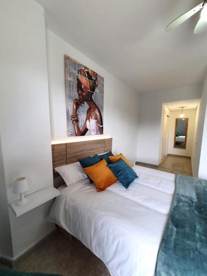 Apartamento Tropical Con Piscina Cerca De La Playa Torremolinos Kültér fotó