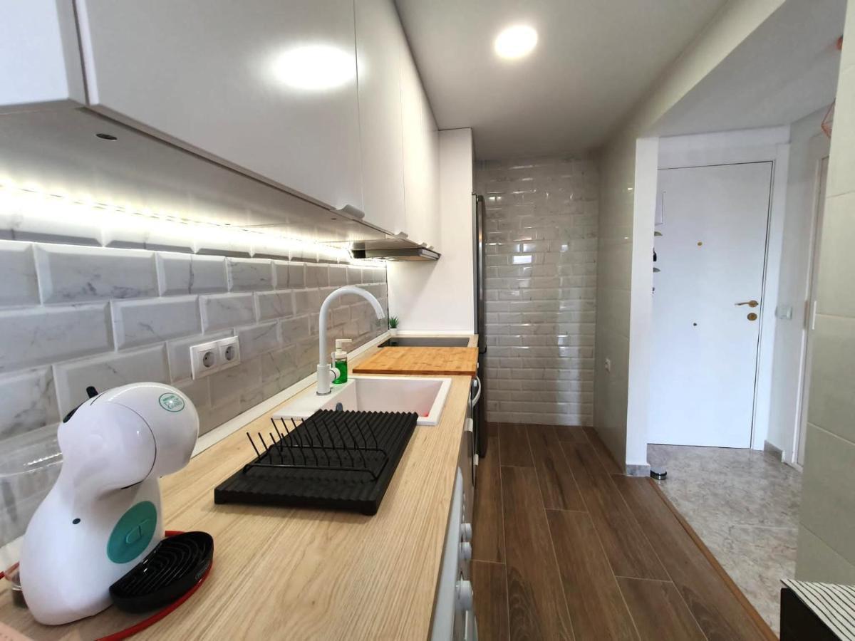 Apartamento Tropical Con Piscina Cerca De La Playa Torremolinos Kültér fotó